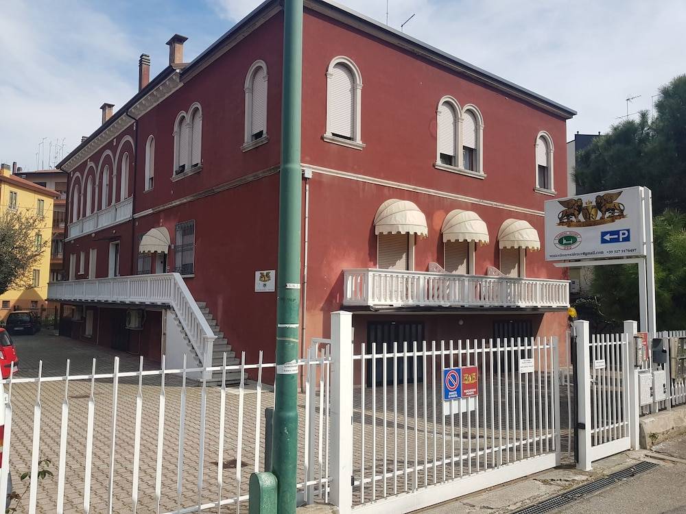 Venice Lion Residence Free Private Parking Easy Access Venice 1