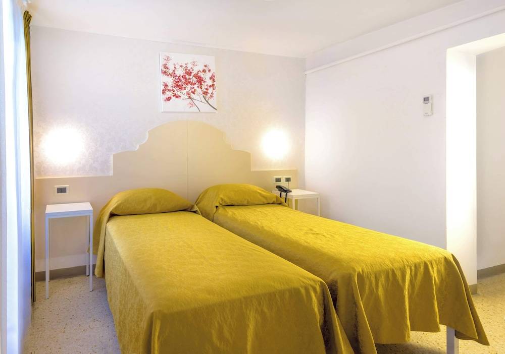 Hotel Adriatico 1