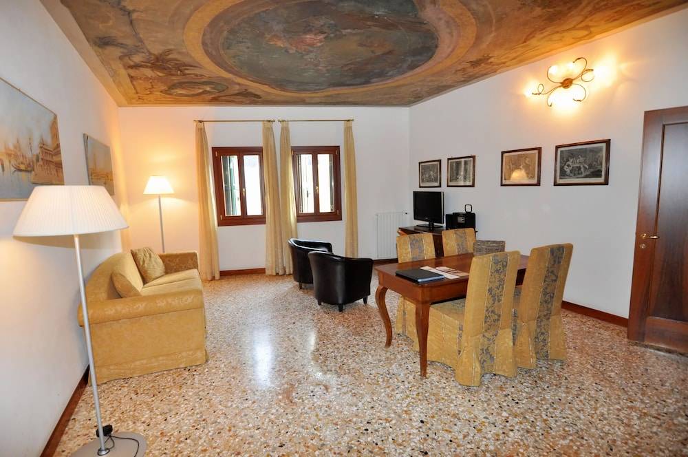 Casa Dei Pittori Venice Apartments 1