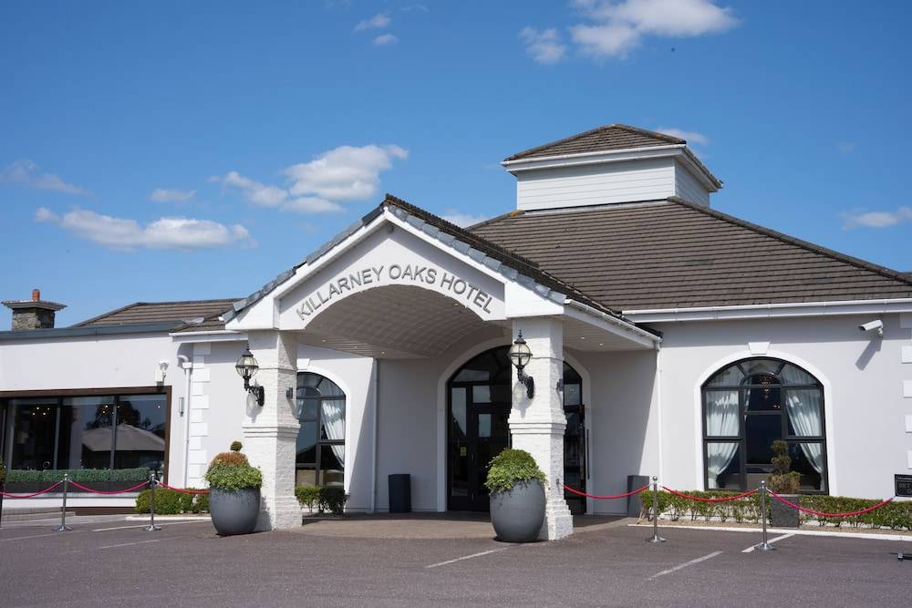 Killarney Oaks Hotel 1