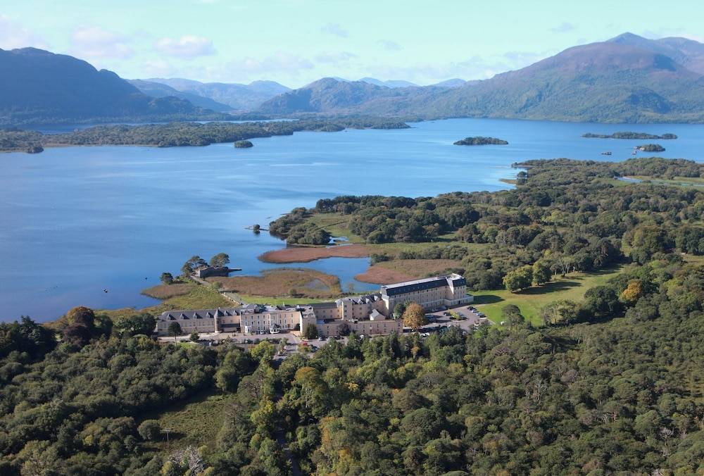 The Lake Hotel 1