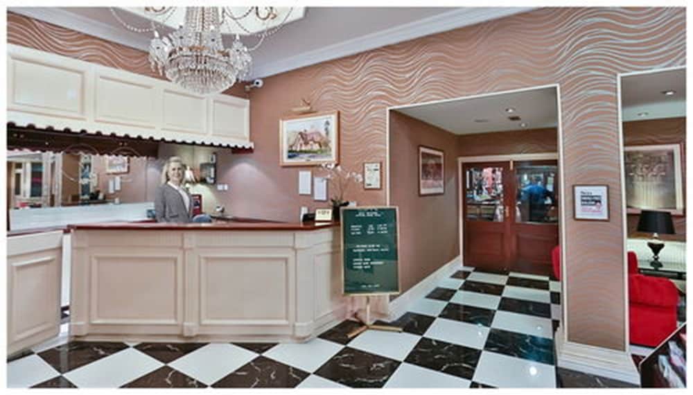 Eviston House Hotel 2