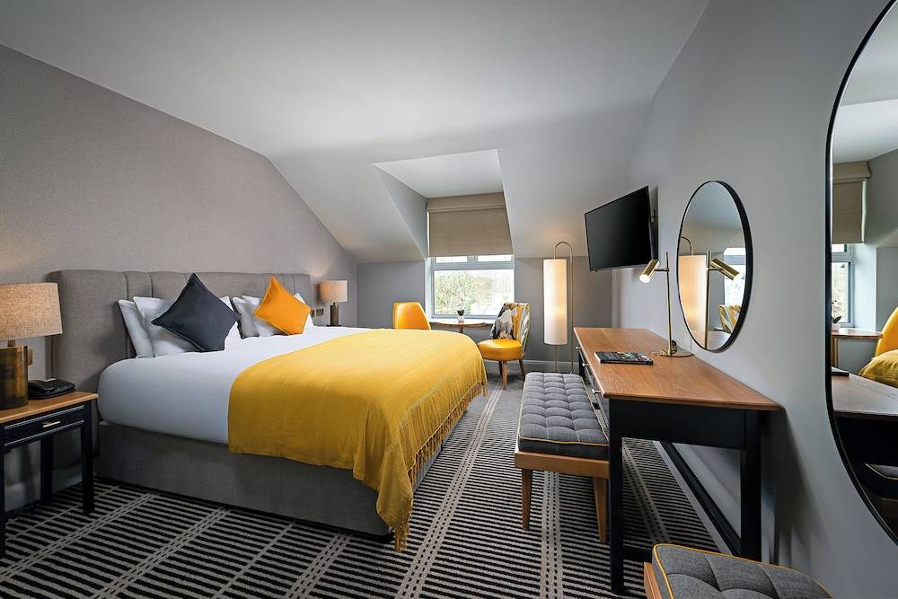 Parkavon Hotel 1