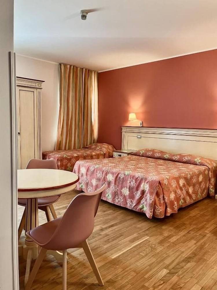 Hotel Matteotti 2