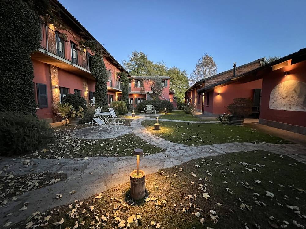 Le Serre Suites & Apartments 1
