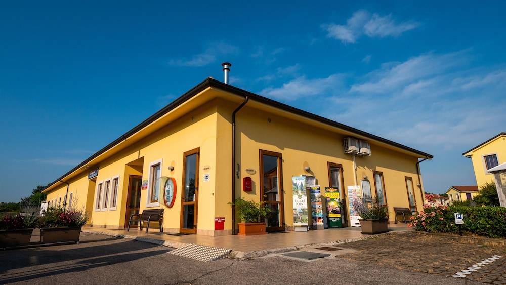 Gasparina Village 2