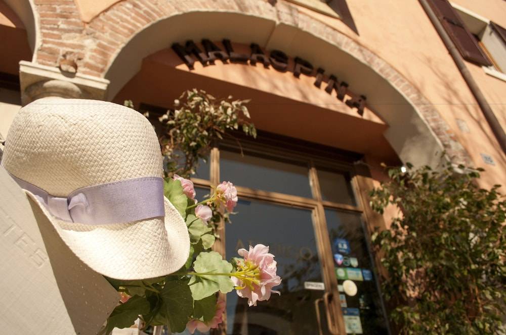 Boutique Hotel Corte Malaspina 1
