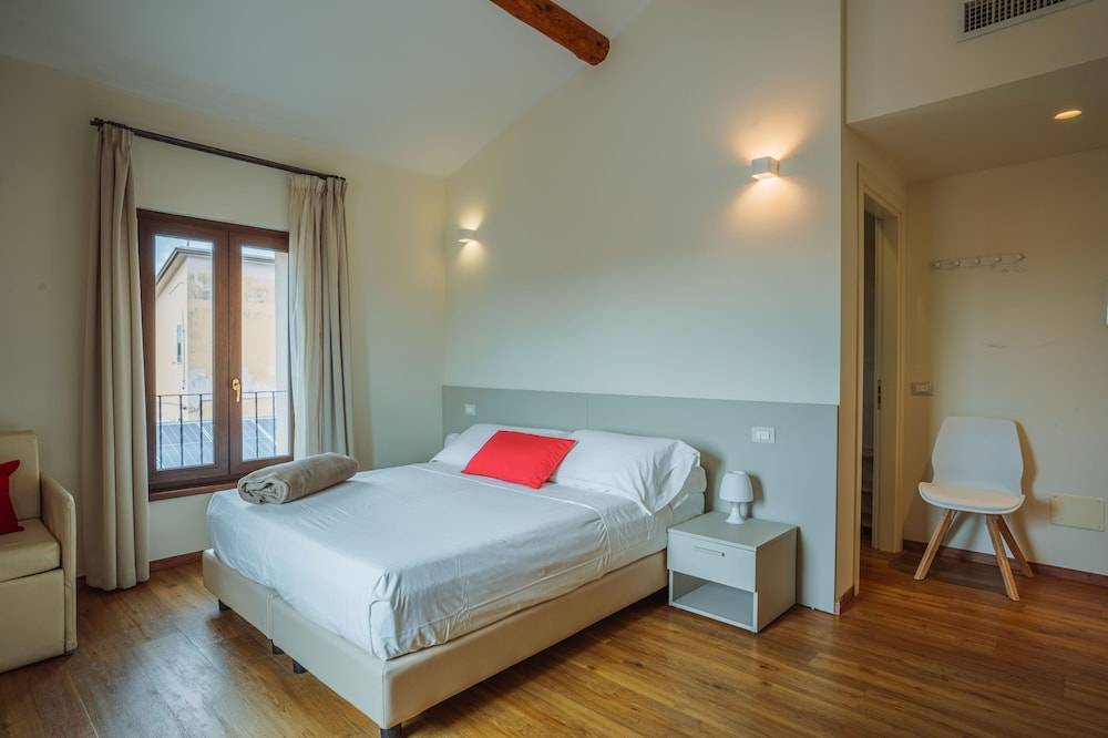 Garda Relais 2