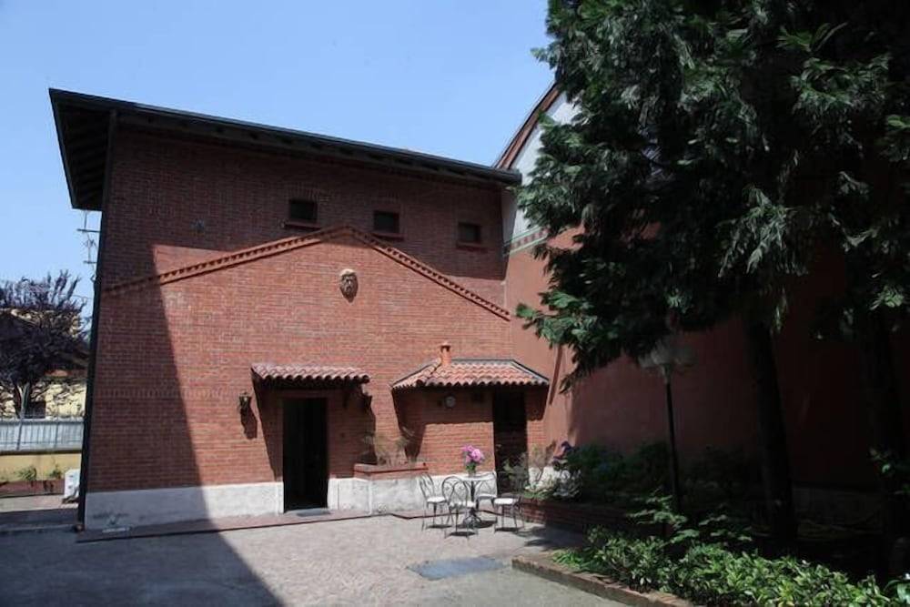 Hotel Cyrano 1
