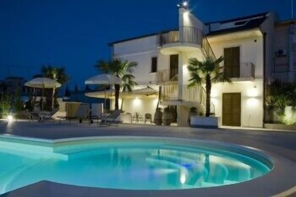 Le Magnolie Frigintini 1