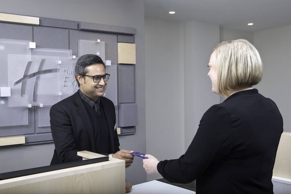 Holiday Inn Express & Suites MISSISSAUGA-TORONTO SOUTHWEST by IHG 2