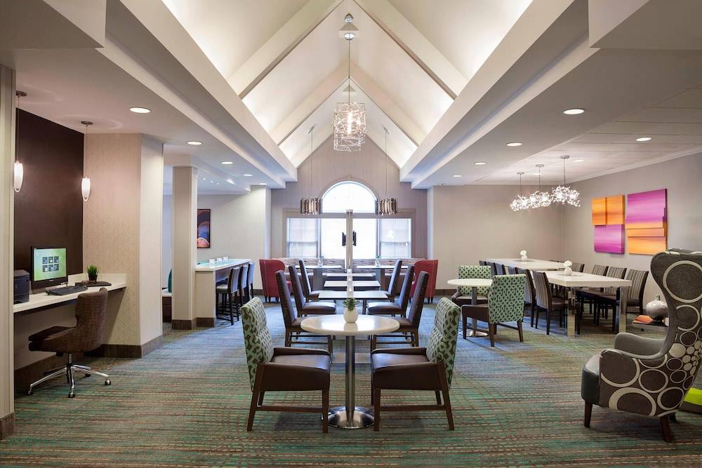 Cambridge Suites Mississauga 1