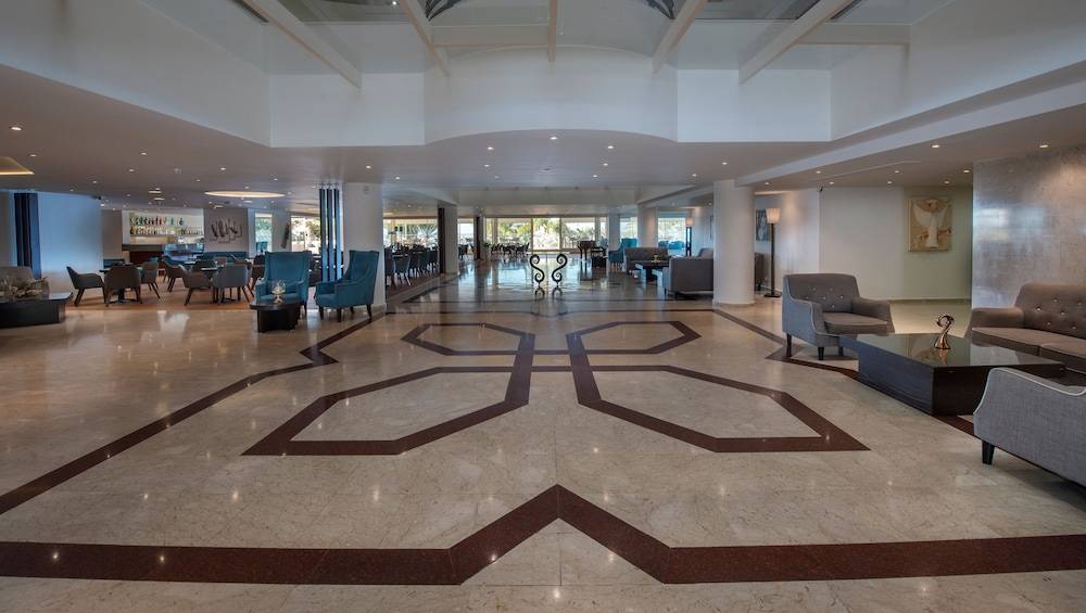 Queens Bay Hotel 2