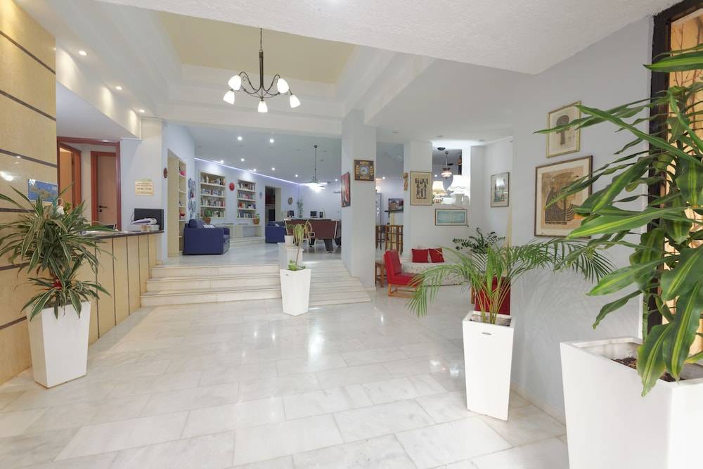Latania Apartments 2