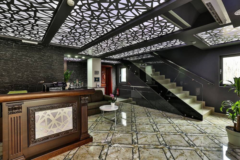 Hotel Premier 2