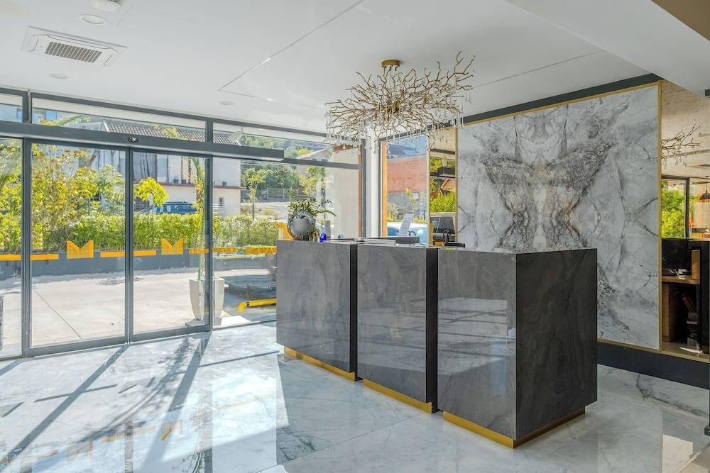 Montenegro Lodge 1