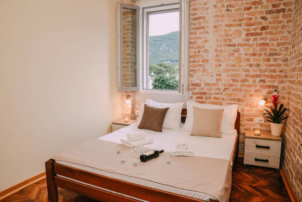 Step to Kotor bay Guesthouse 2