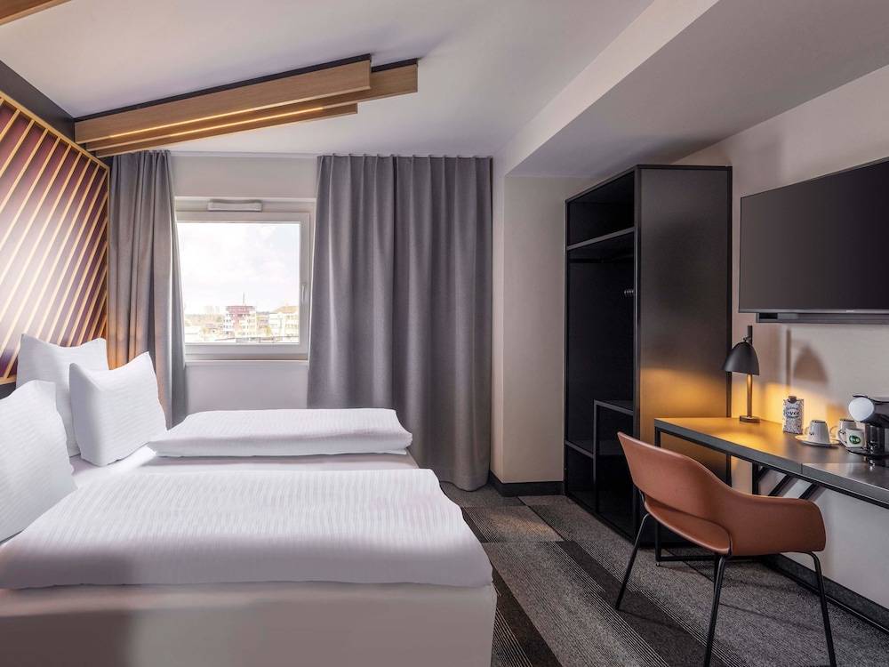 B&B Hotel Erlangen-Süd 1