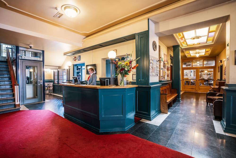 Martini Hotel 2