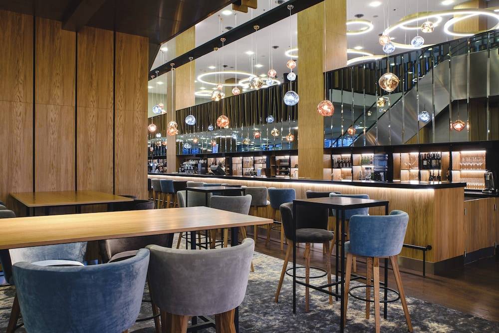 Courtyard by Marriott Warsaw Airport 2