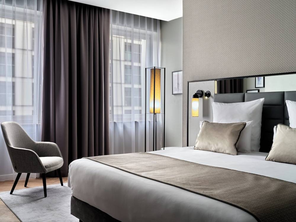 Leonardo Royal Hotel Warsaw 1