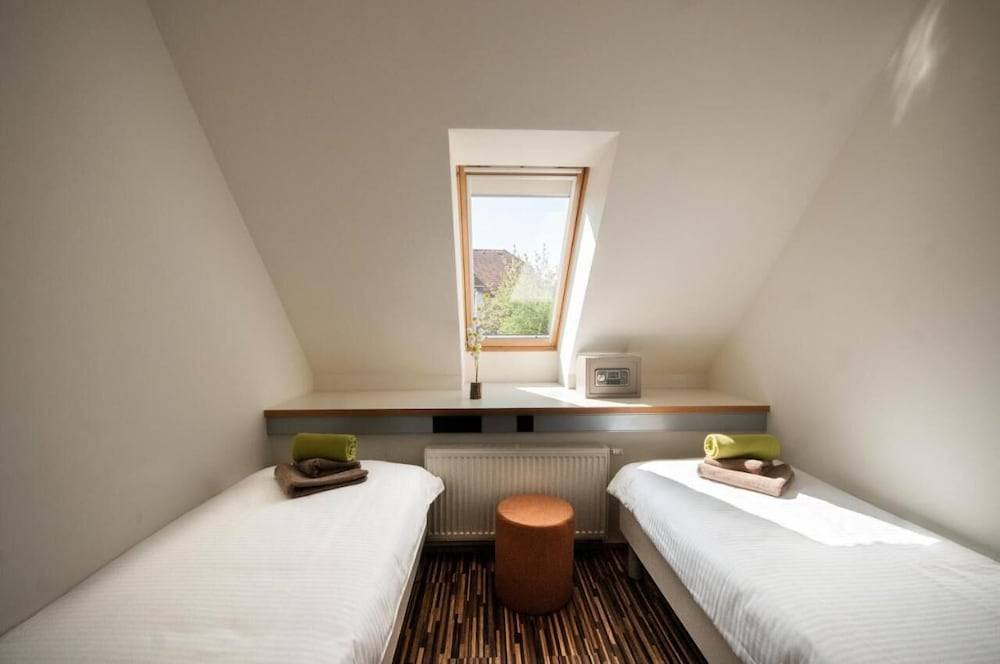 CUBE central rooms for 2 2