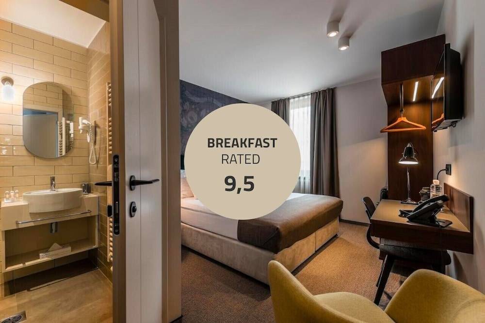 Hotel Mrak 1