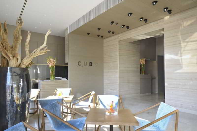 Hotel Cubo 1