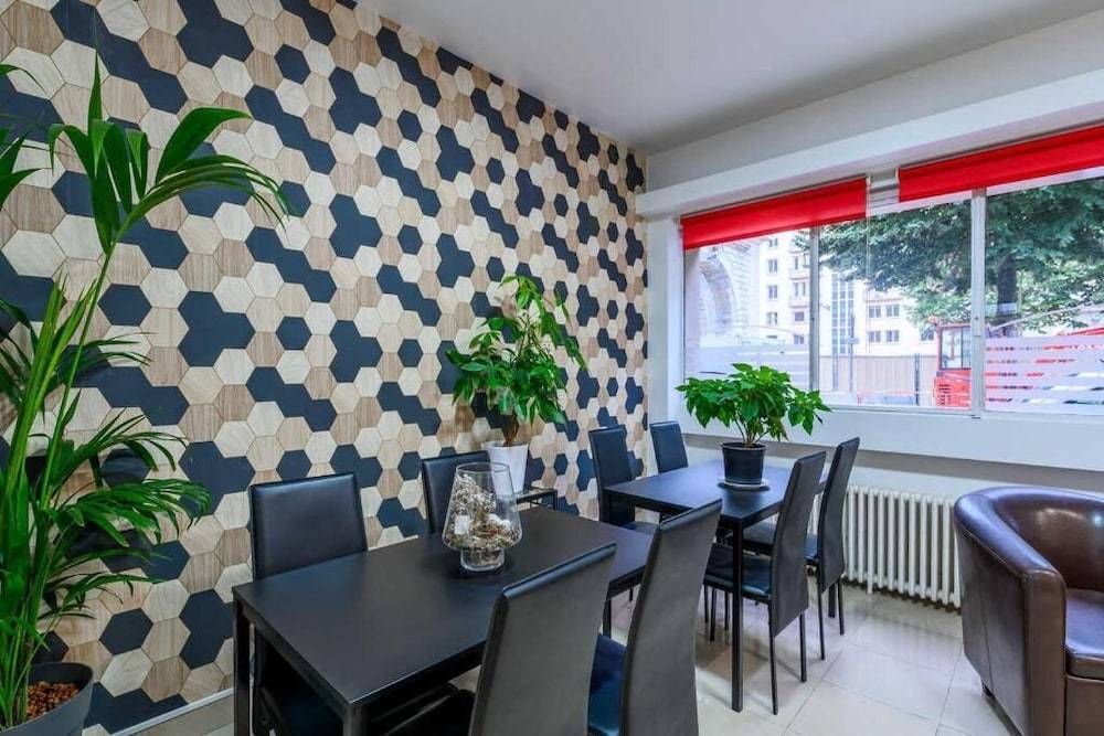 Hôtel Rouen Alba 2
