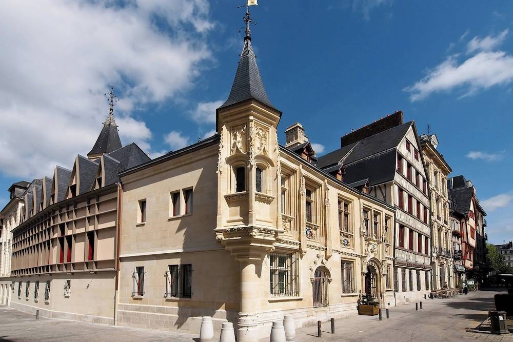 Hôtel de Bourgtheroulde, Autograph Collection 1