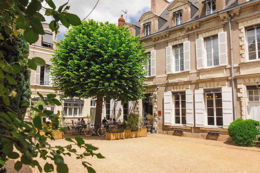 Hôtel du Mail 1