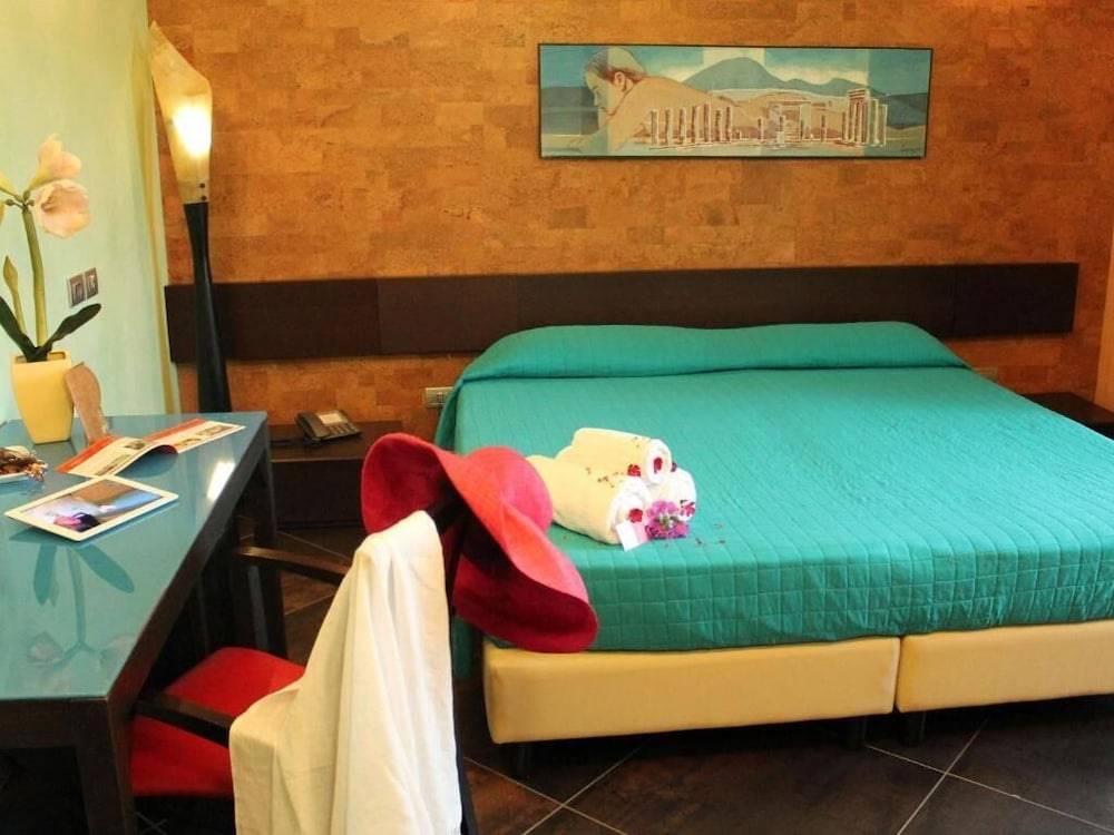 Abalon Pompei Resort 2