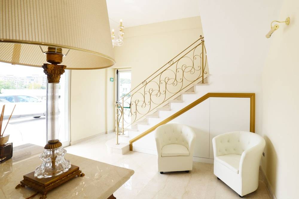 Grand Hotel Royal 2