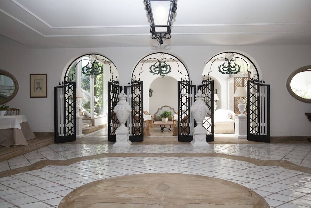 Relais Villa Savarese 2