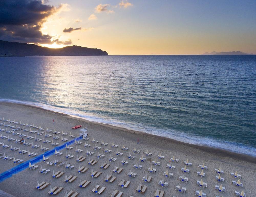 VOI Baia di Tindari Resort 1