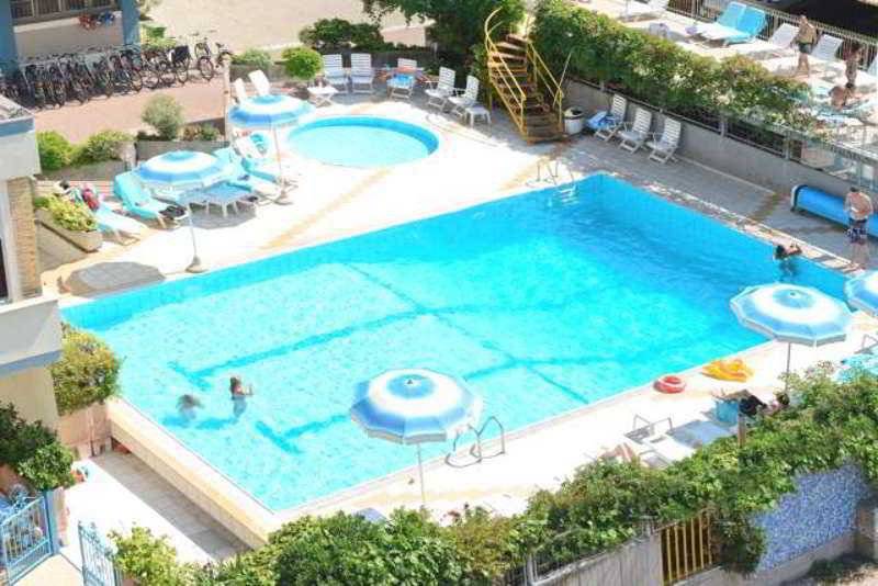 Hotel Caesar 1