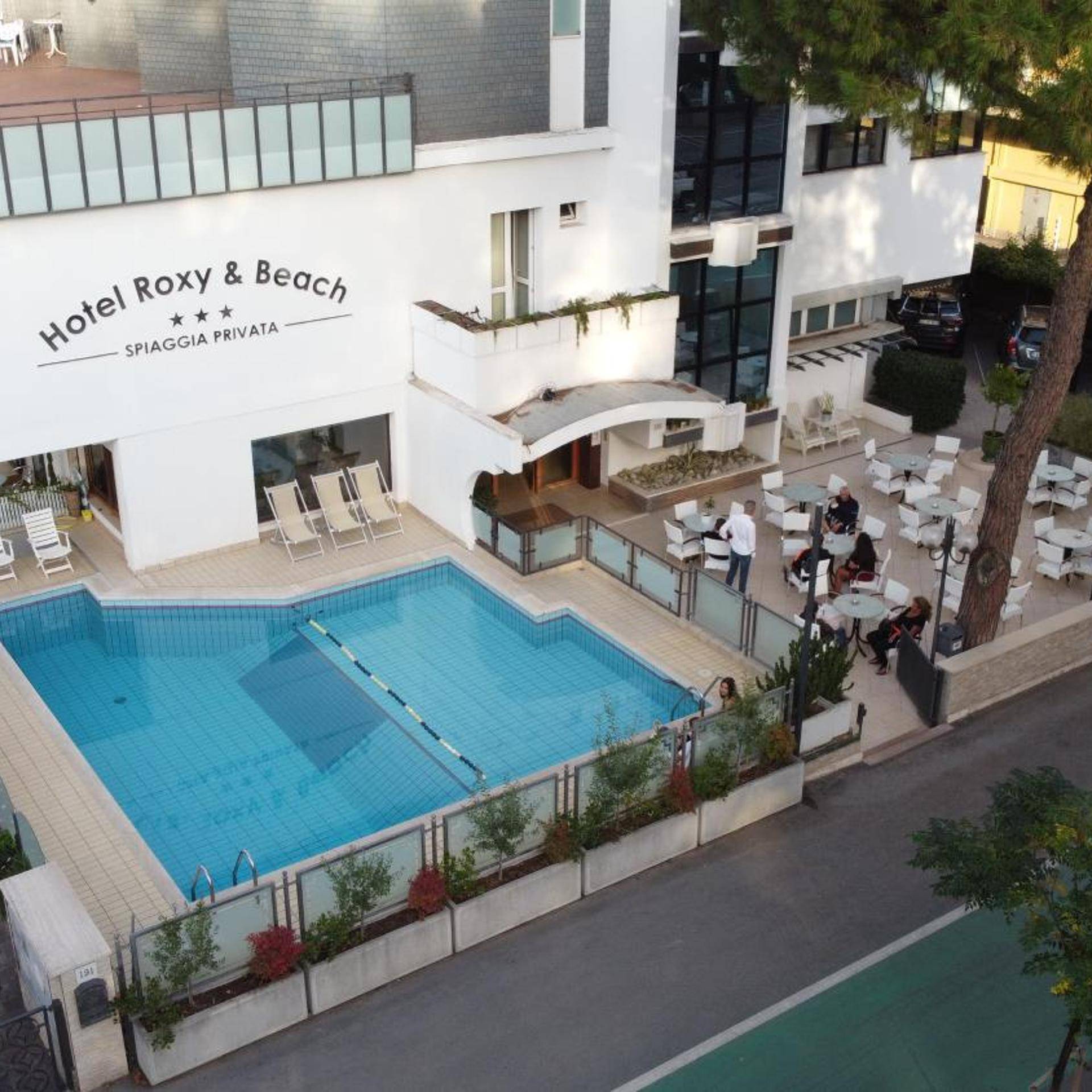 Hotel Roxy & Beach 2