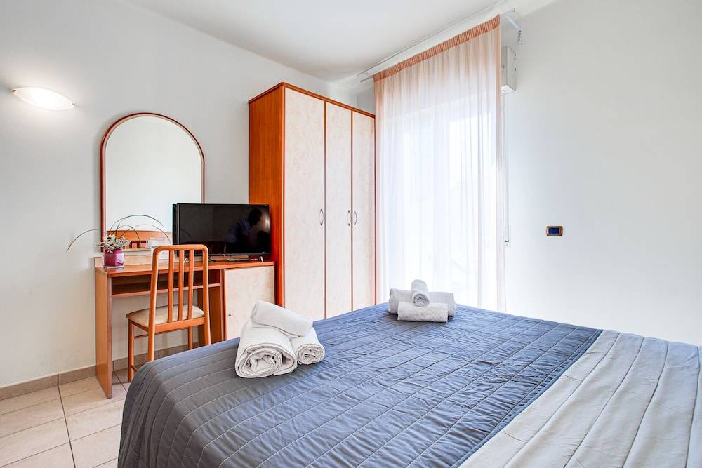 HOTEL VILLA MARIA 1
