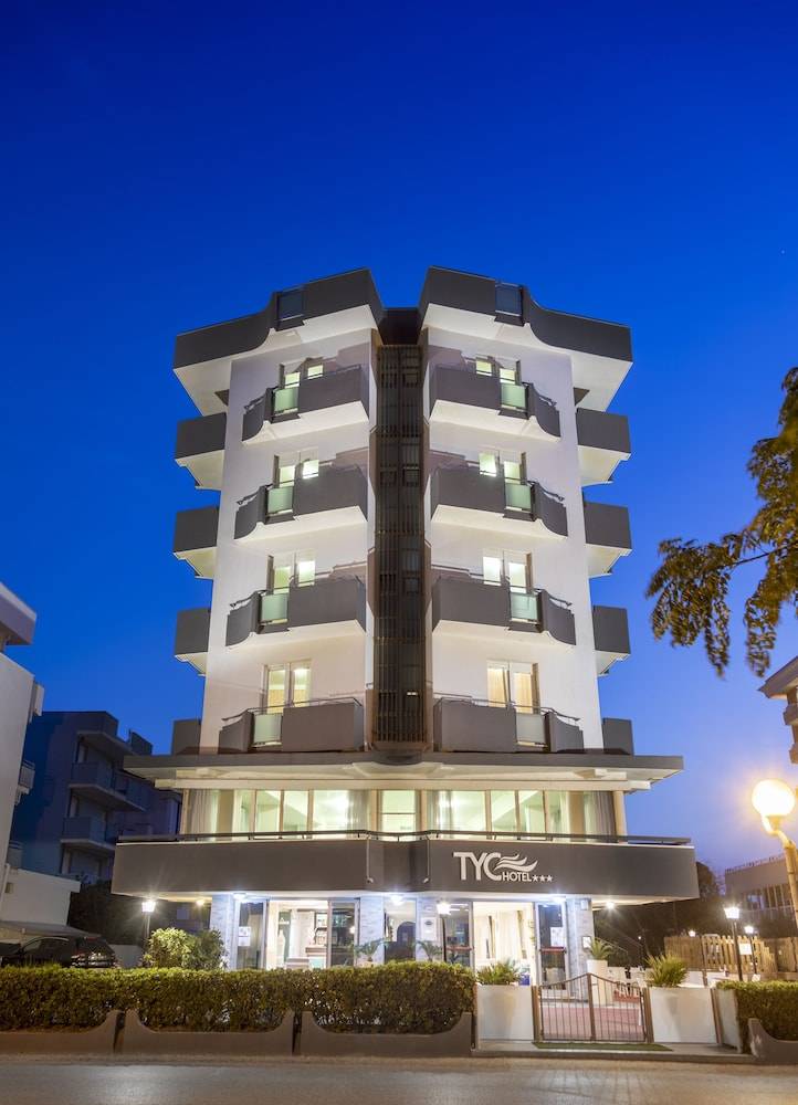 Hotel TYC 1