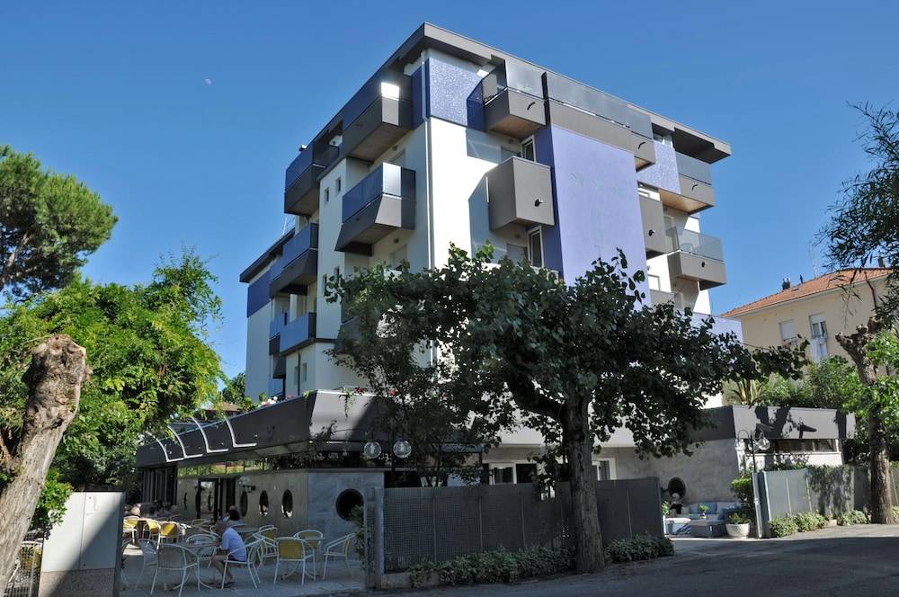 Hotel Carol & Residence Grazia 1