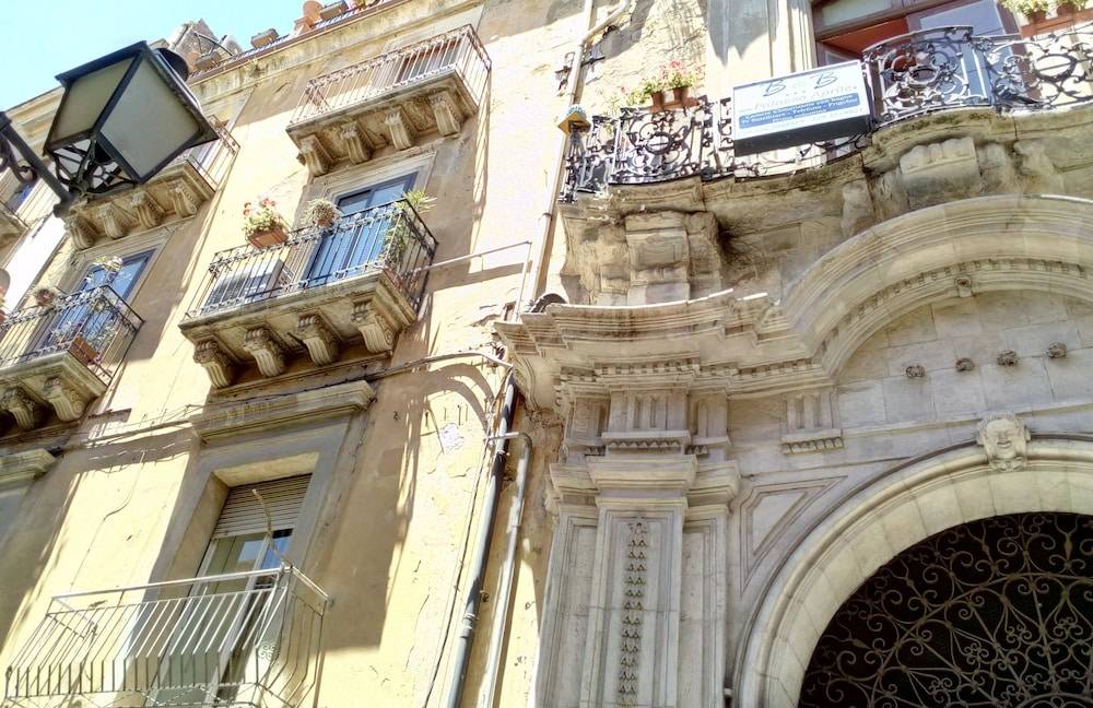 Palazzo Aprile 1