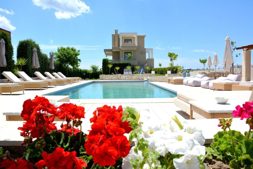 Niovi Boutique Apartments 1