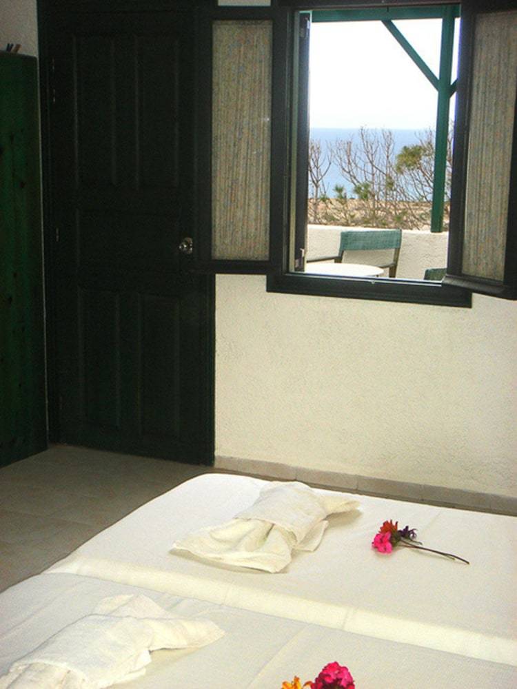 Hotel Finiki View 2