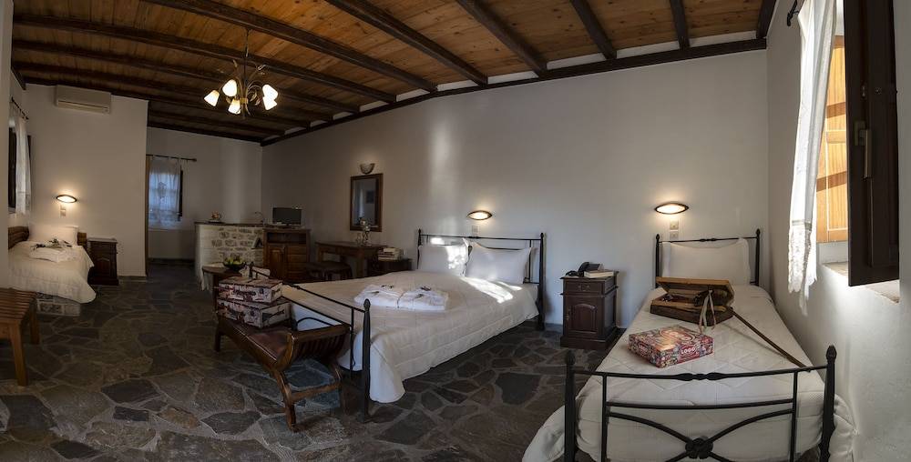 Limeni Villa 2