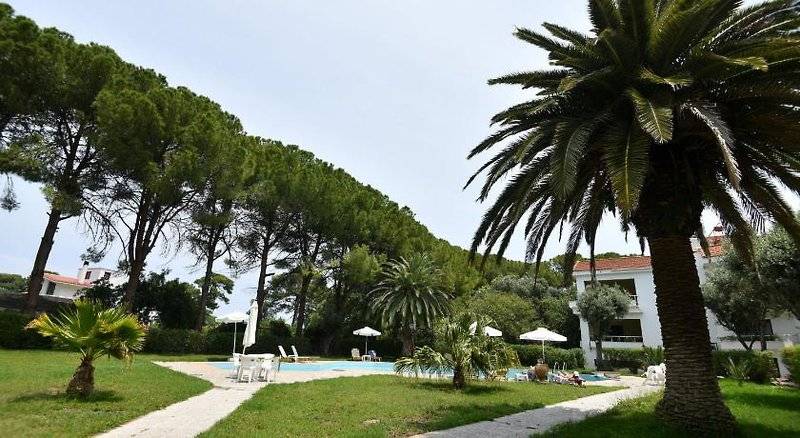 Niki Hotel Apartments 2
