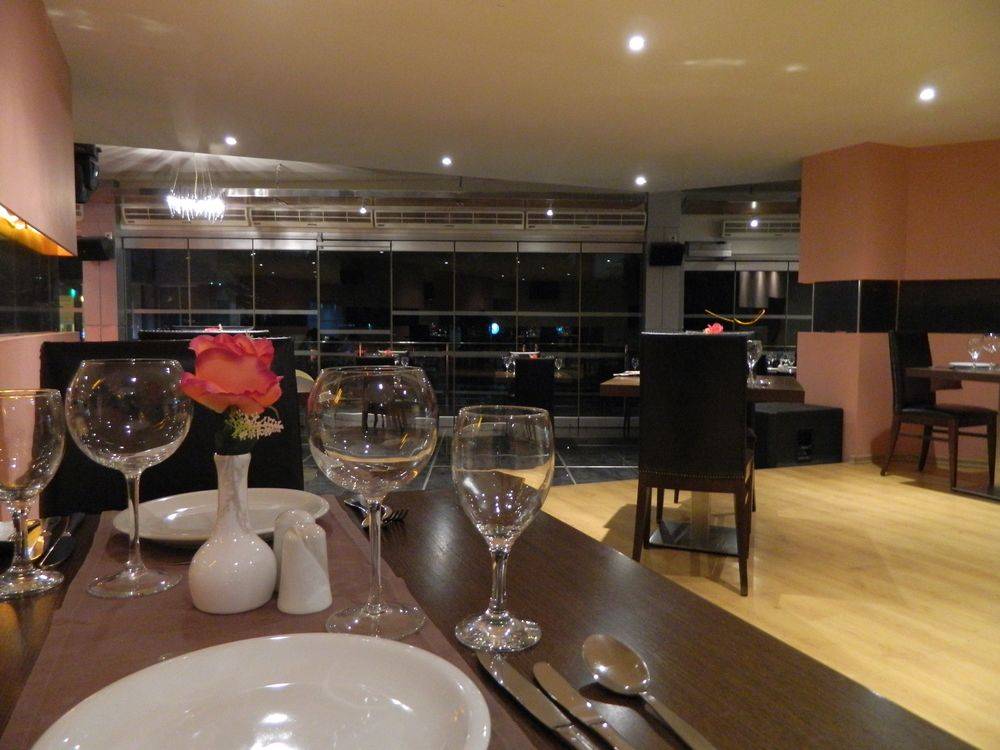 The Residence Suites - Adults Only 2
