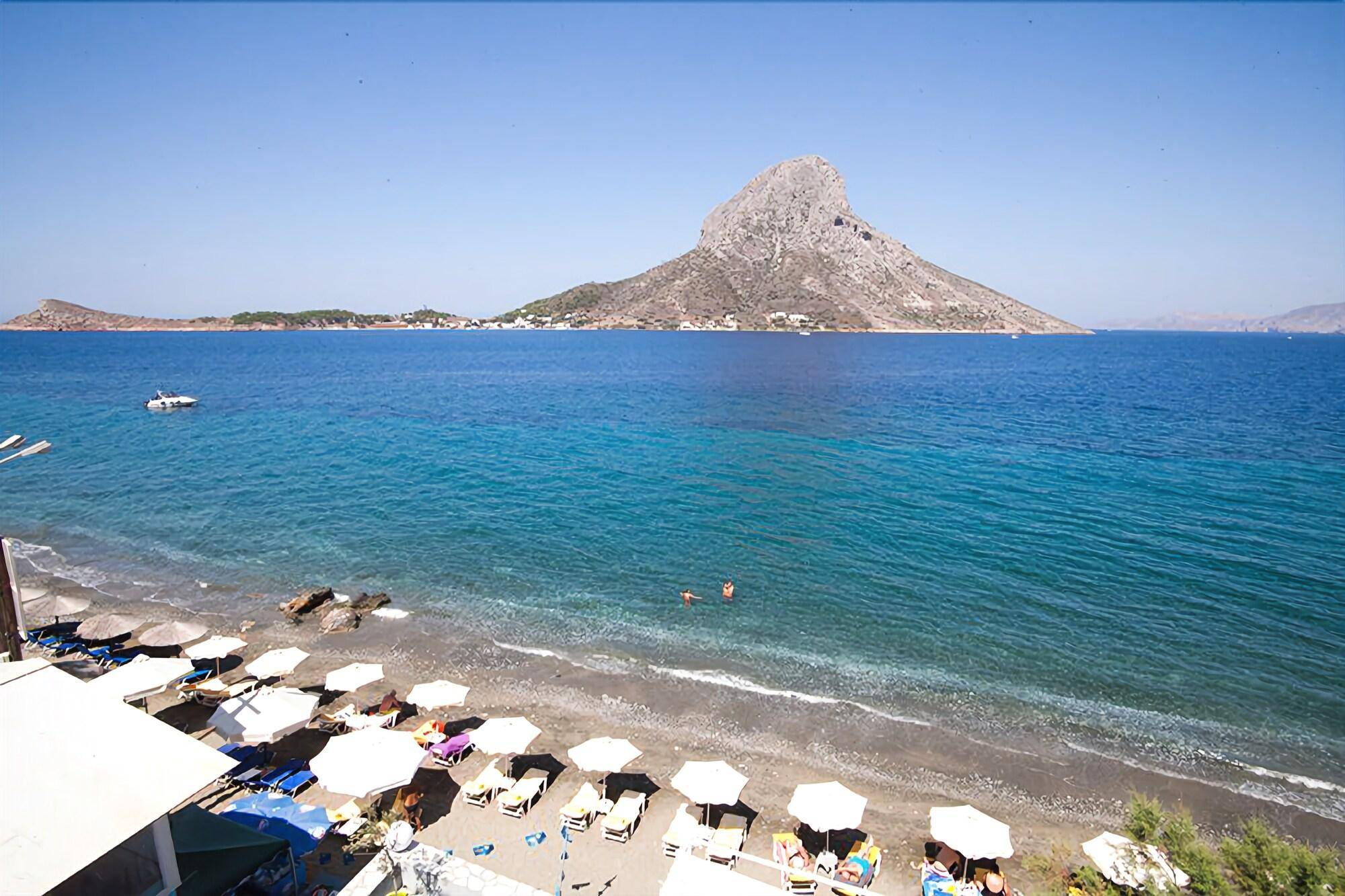 MasouriBlu Boutique Hotel 1