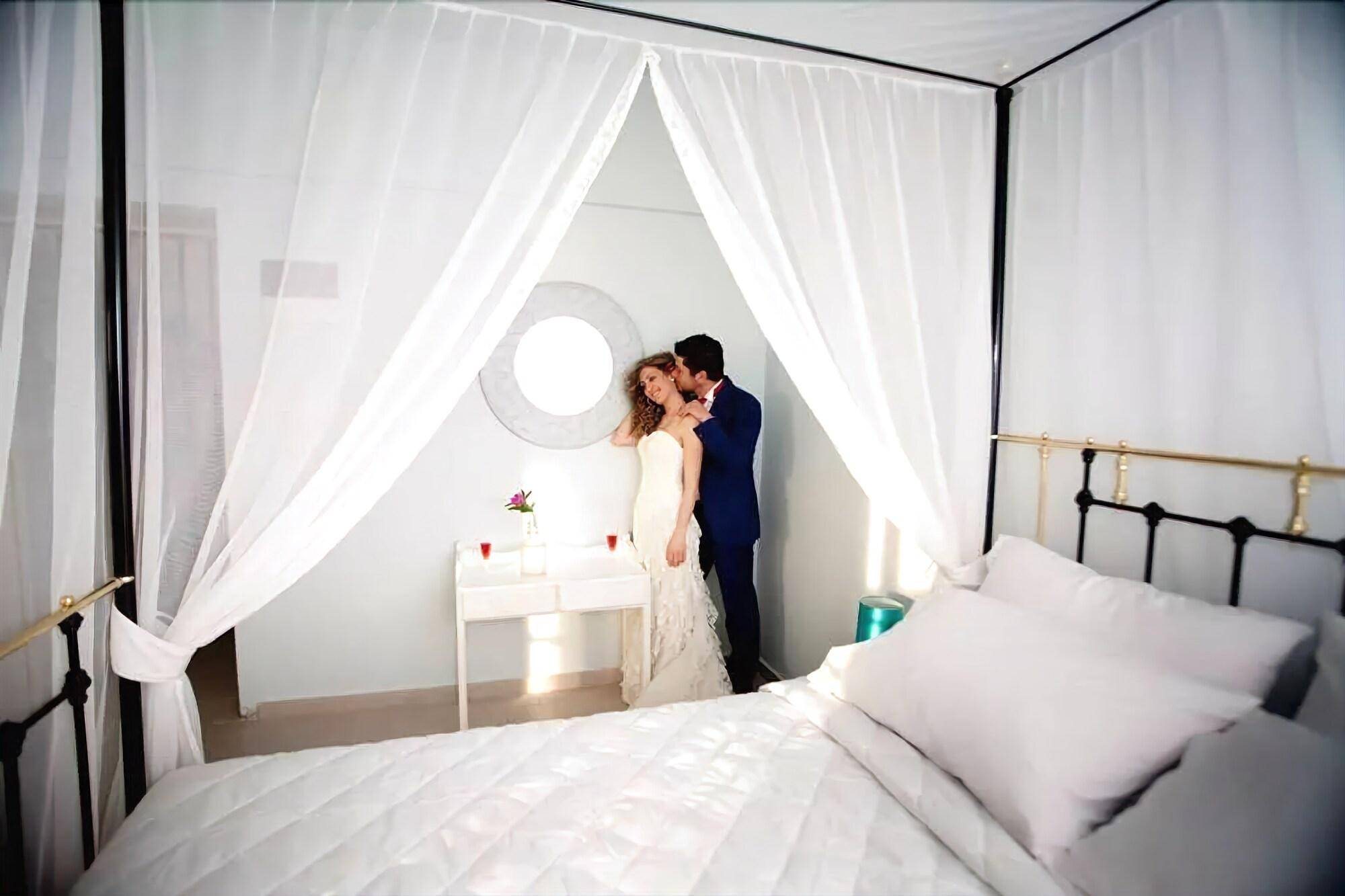 MasouriBlu Boutique Hotel 2