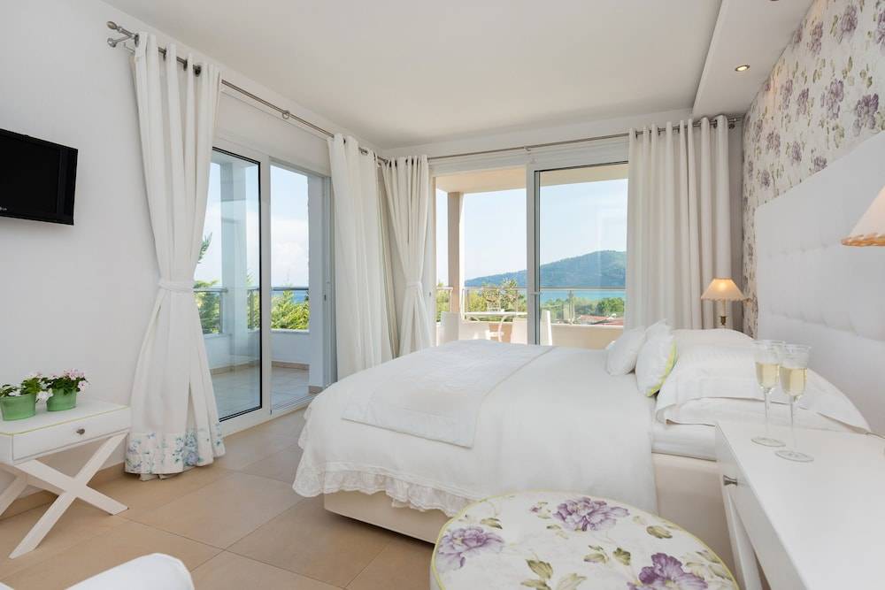 Mare Monte Small Boutique Hotel 1