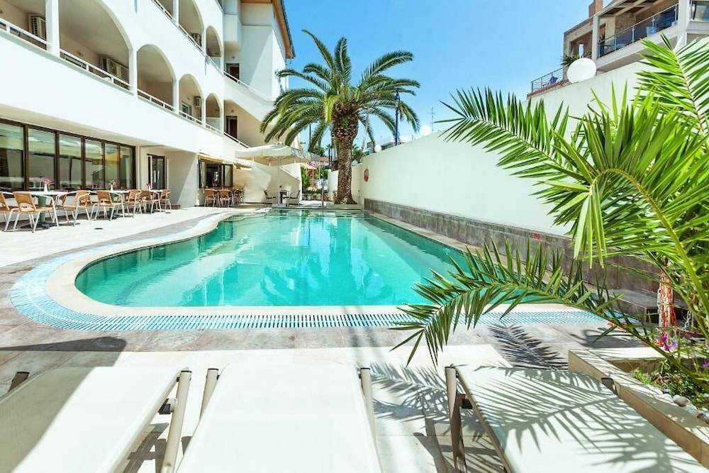 Elinotel Polis Hotel 1